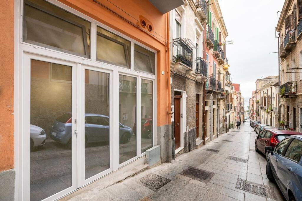 Appartamento Al Centro Di Кальяри Экстерьер фото